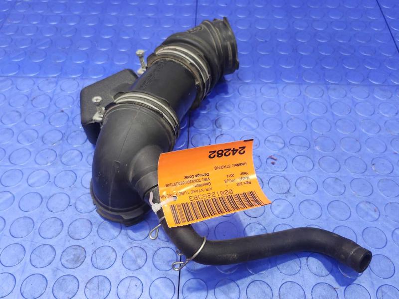 2010-2015 Toyota Prius Engine Air Intake Hose Assembly Genuine OEM 17882-37040