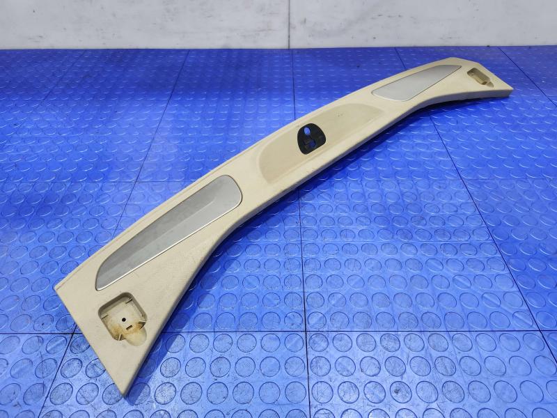 2014 Jeep Grand Cherokee Liftgate Deck-Lid Scuff Sill Plate Tan OEM 1NR391XLAF