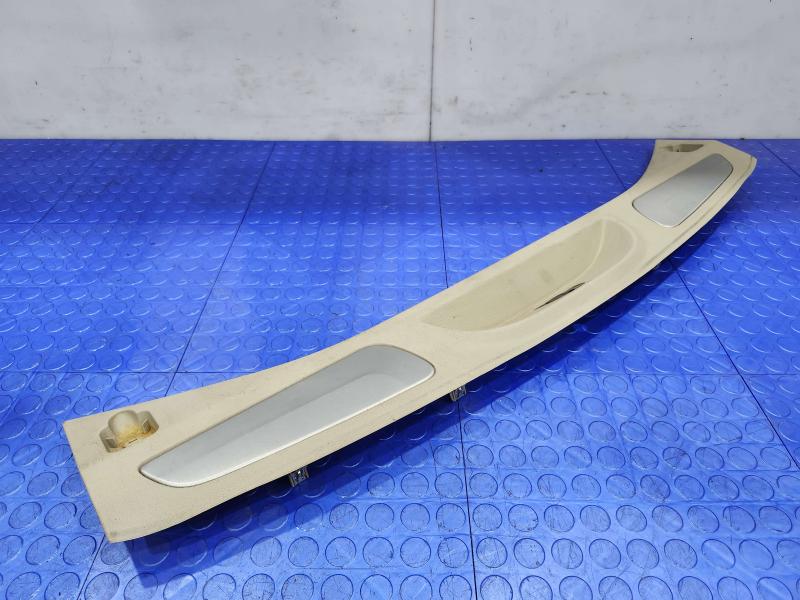 2014 Jeep Grand Cherokee Liftgate Deck-Lid Scuff Sill Plate Tan OEM 1NR391XLAF