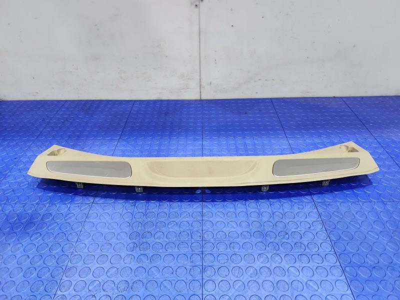 2014 Jeep Grand Cherokee Liftgate Deck-Lid Scuff Sill Plate Tan OEM 1NR391XLAF