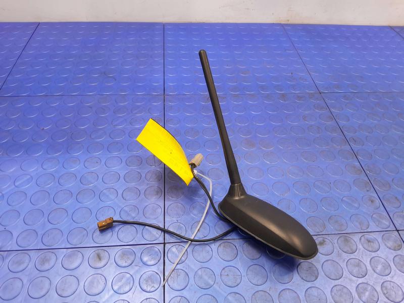 2019-2020 Nissan Kicks Satellite Radio Antenna Assembly Genuine OEM 282B35RL0B