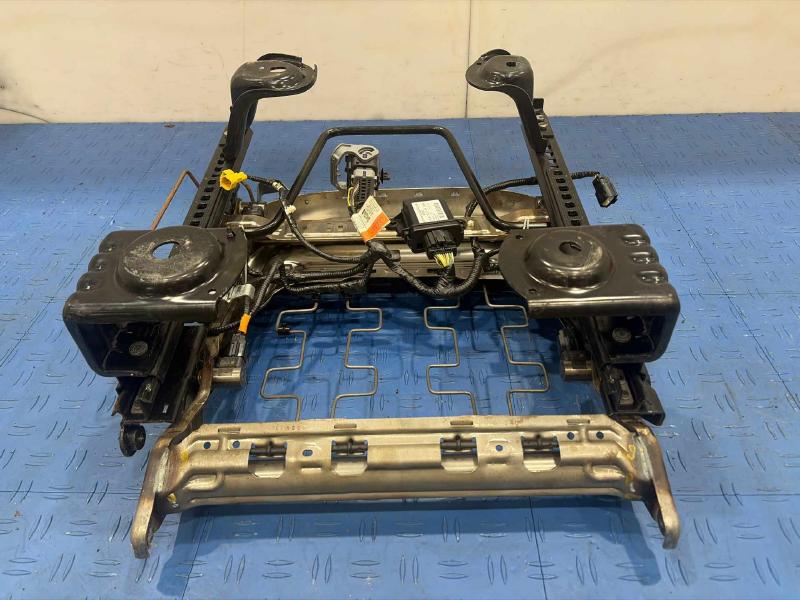 2011 Ford F-150 Seat Track