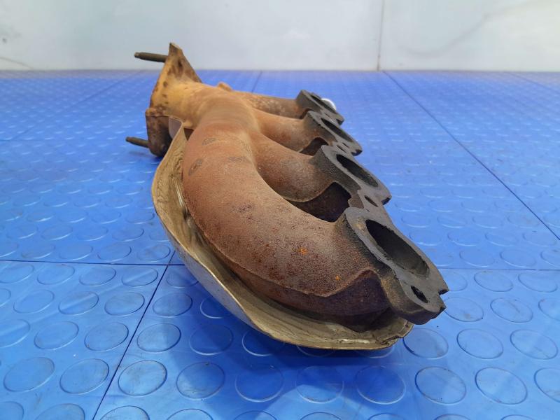 2007 Chevrolet Silverado 1500 Exhaust Manifold