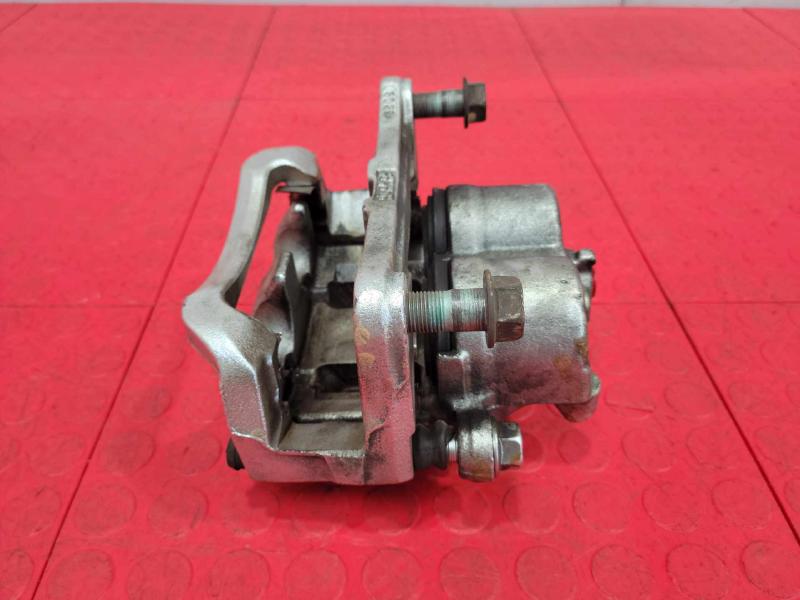 2015 Mazda CX-9 Caliper