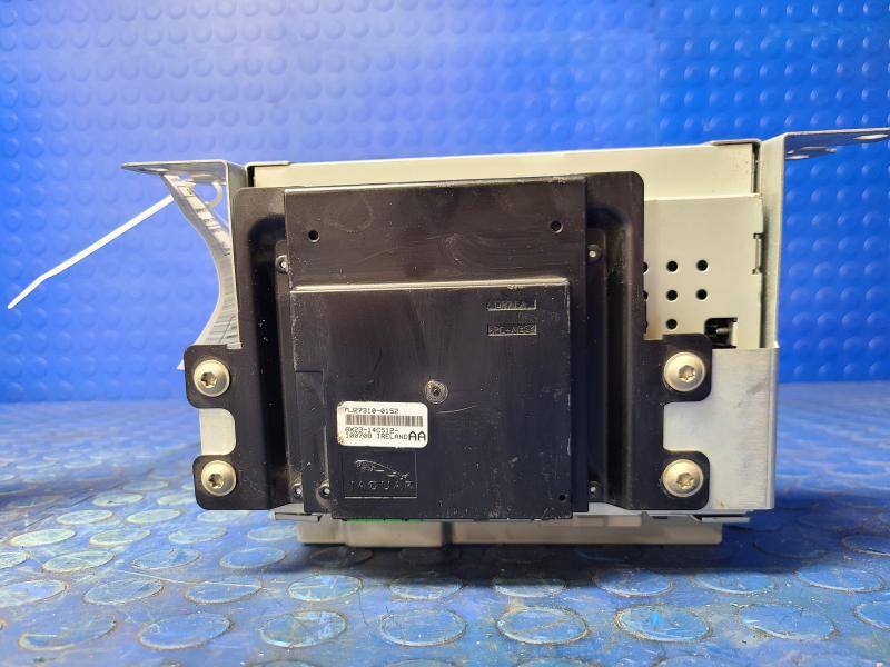 2011 Jaguar XF Audio & Visual Equip.(Radio)