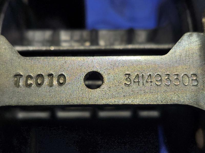 2015 GMC Yukon XL Rear Seat Belt