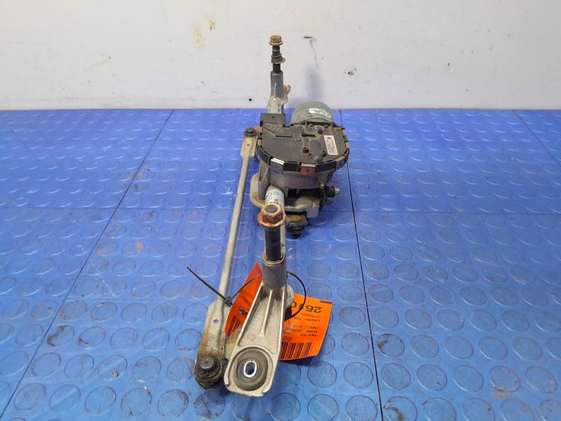 2015 Chrysler 200 Wiper Motor & Wiper Linkage Assembly OEM 68145470AA