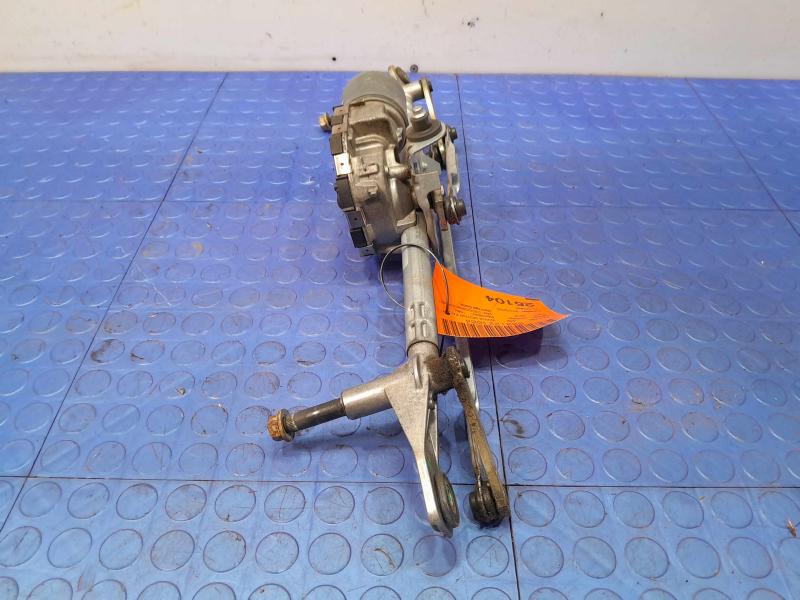 2015 Chrysler 200 Wiper Motor & Wiper Linkage Assembly OEM 68145470AA