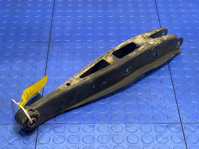 2017 Subaru Legacy Lower Control Arm Rr