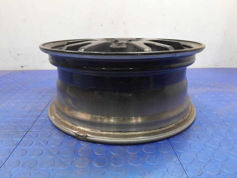 2013 Toyota Prius Wheel