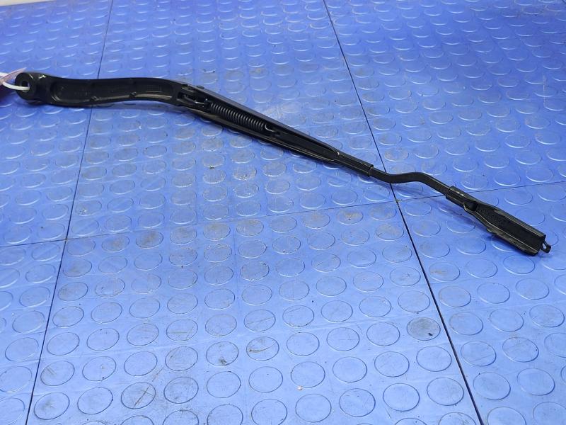 2021 Ford Explorer Wiper Arm