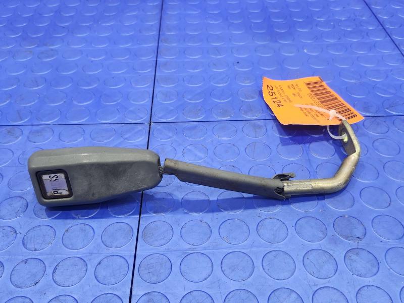 1992 Isuzu NPR Front Seat Belt