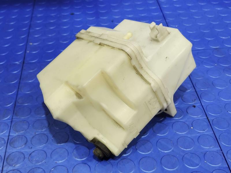 2015 Nissan Murano Coolant Recovery Bottle