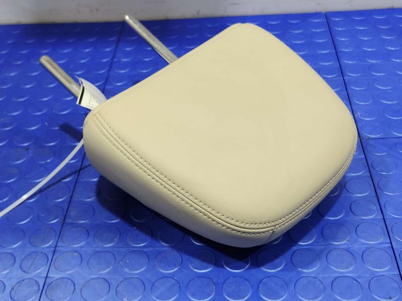 2015 Nissan Murano Headrest