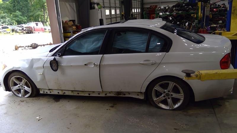 2007 BMW 328i Back Glass/Window