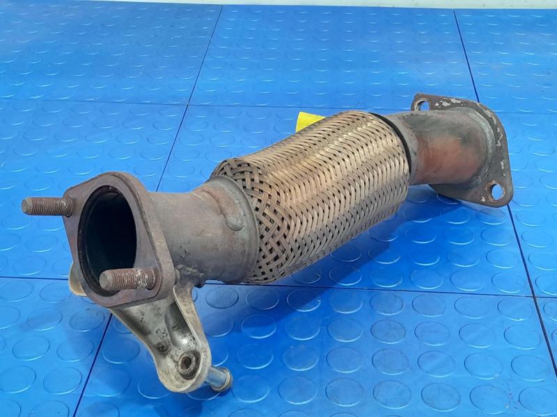 2011-2013 Kia Sorento 3.5L Exhaust Crossover Pipe Front Exhaust Pipe OEM 286101U100