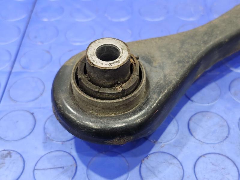 2018 Volkswagen Passat Lower Control Arm Rr