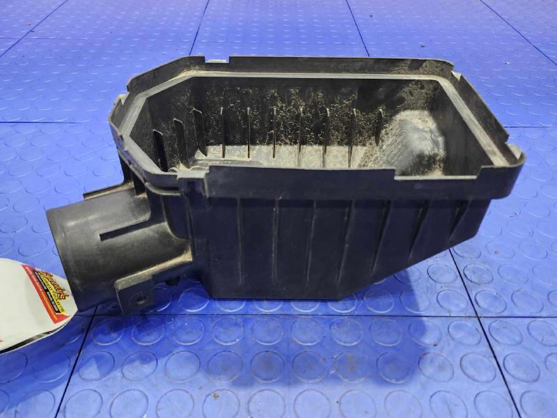 2007-2009 Honda CR-V Upper Engine Air Cleaner Box Genuine OEM 17210RZA000