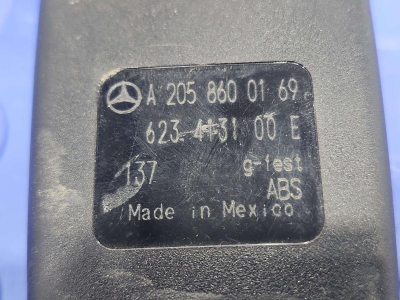 2017 Mercedes C-Class Front Seat Belt