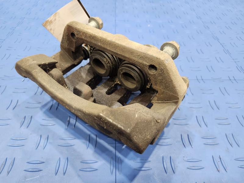 2012 Ford F-250 Super Duty Caliper