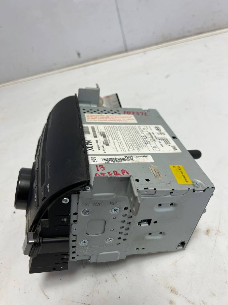 2013 Hyundai Azera Audio & Visual Equip.(Radio)