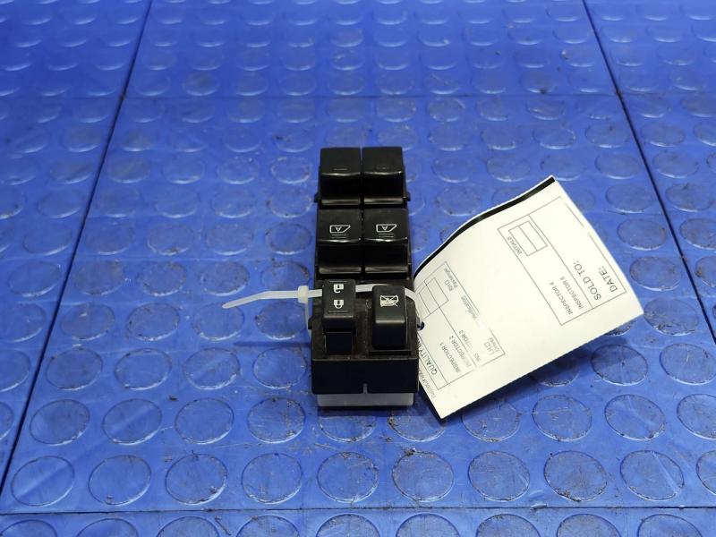 2014 Nissan Maxima Door Switch Front