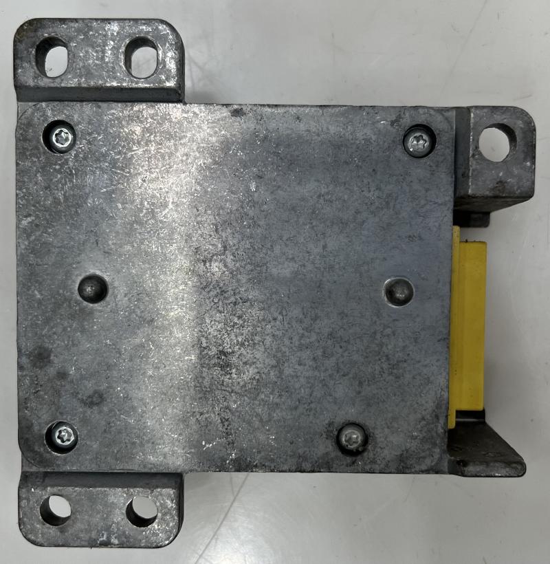 1999 - 2002 Isuzu Trooper SRS Restraint Control Module OEM