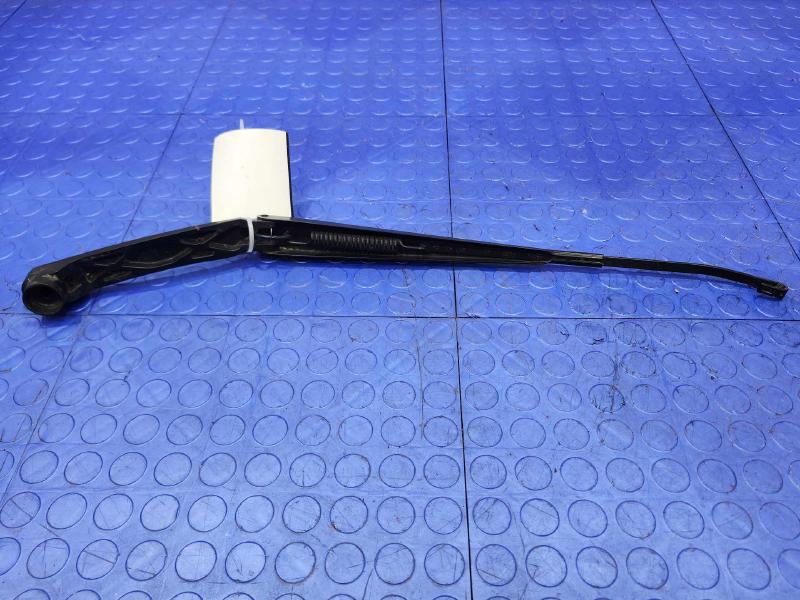 2015 Subaru Forester Wiper Arm