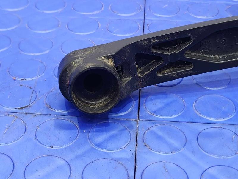 2015 Subaru Forester Wiper Arm