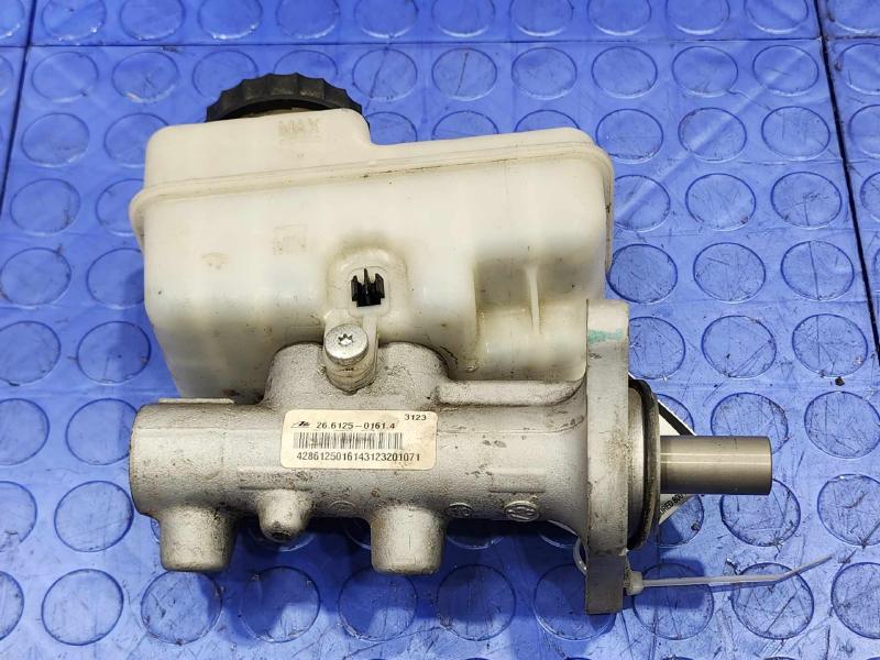 2010-2021 Nissan Frontier 4.0L Brake Master Cylinder Assembly OEM 460109BP1A