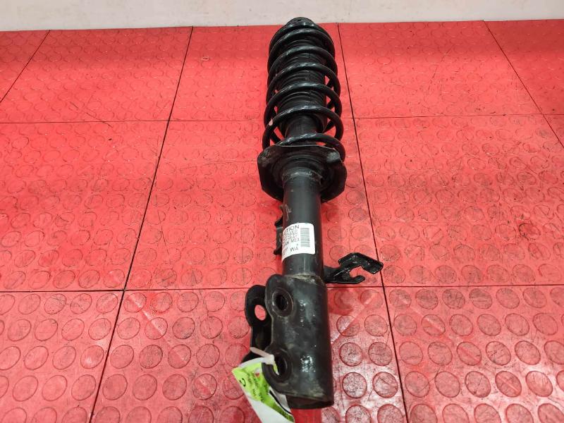2020 Nissan Kicks Strut Assembly