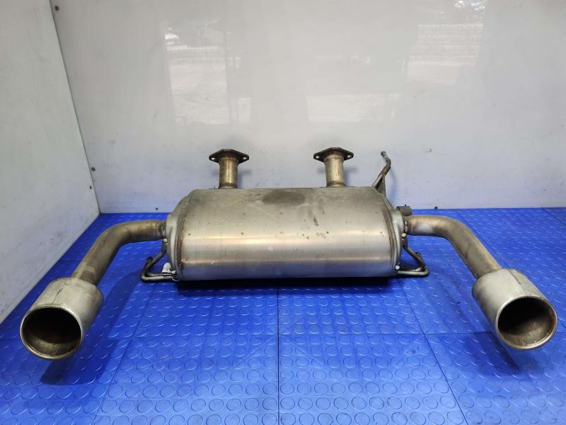 2013 Infiniti FX35 Muffler