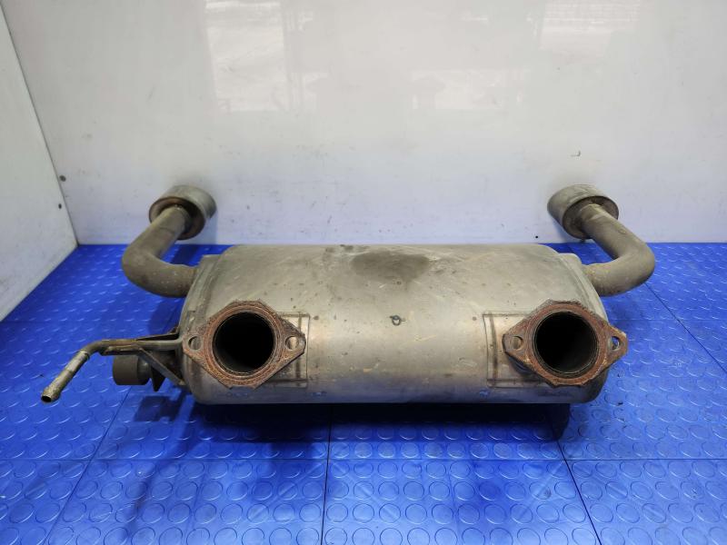 2013 Infiniti FX35 Muffler