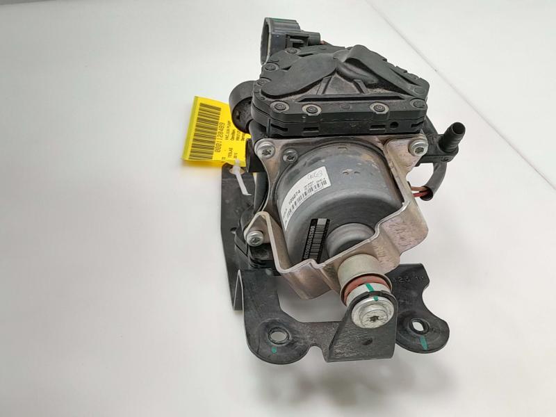 2012 2013 2014 2015 Tesla Model S Brake Servo Booster Vacuum Pump Assembly OEM 105074