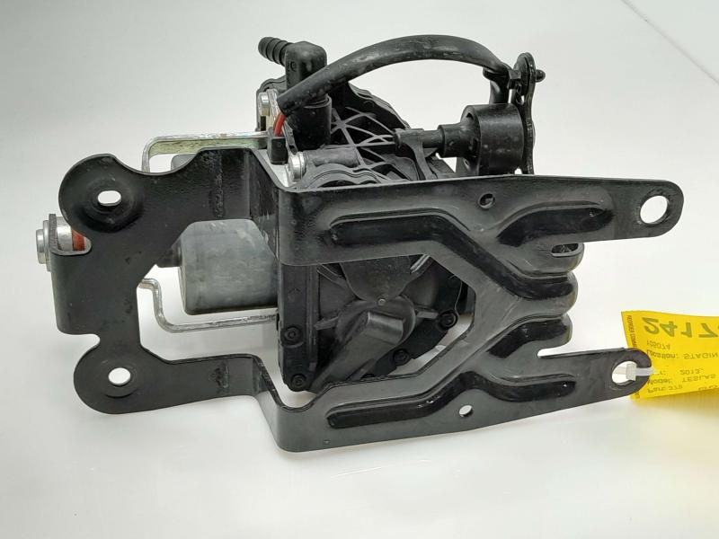 2012 2013 2014 2015 Tesla Model S Brake Servo Booster Vacuum Pump Assembly OEM 105074