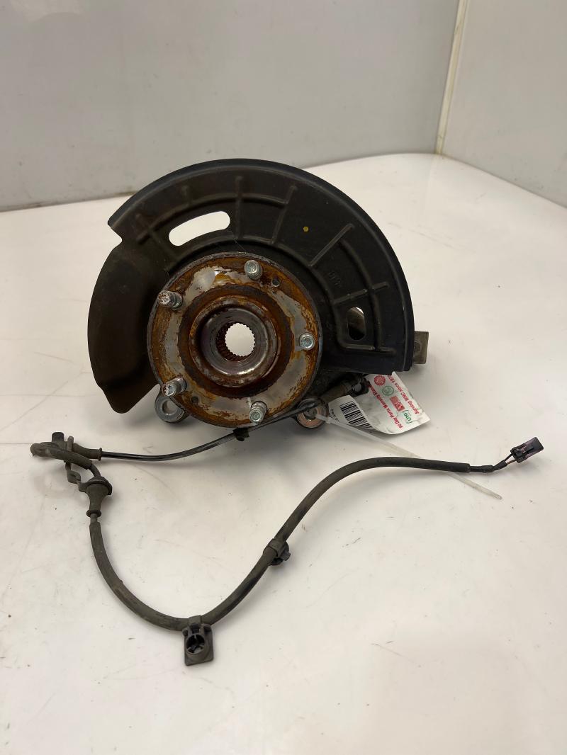 2016 2017 Hyundai Sonata Front Spindle Knuckle w/ Hub RH Passenger Side OEM 51711E6100