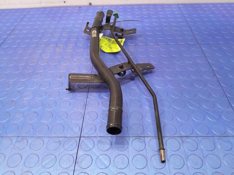 2011 Infiniti QX56 Fuel Filler Neck