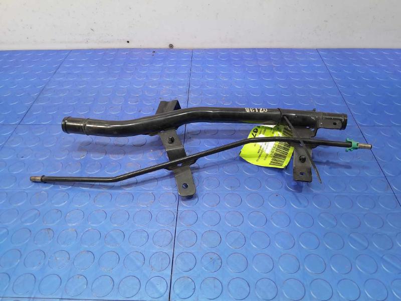 2011 Infiniti QX56 Fuel Filler Neck