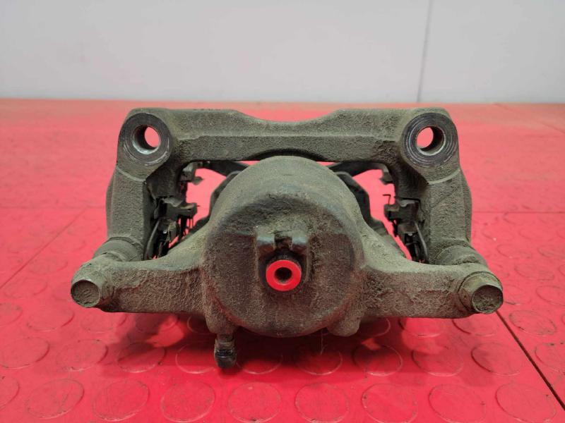 2018 Nissan Rogue Sport Caliper