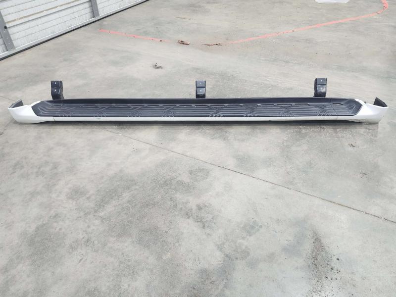 2011 Infiniti QX56 Running Boards