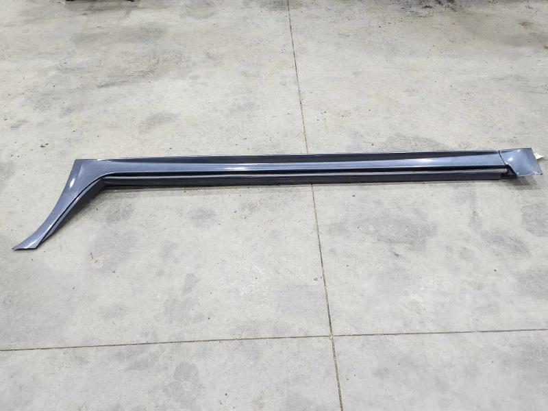 2010 Chevrolet Impala Rocker Moulding