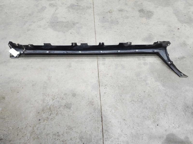 2010 Chevrolet Impala Rocker Moulding