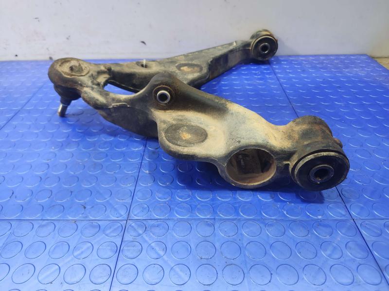 2019 Chevrolet Silverado 3500 Lower Control Arm Front