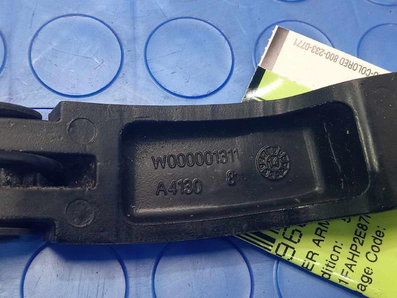 2015 Ford Taurus Wiper Arm