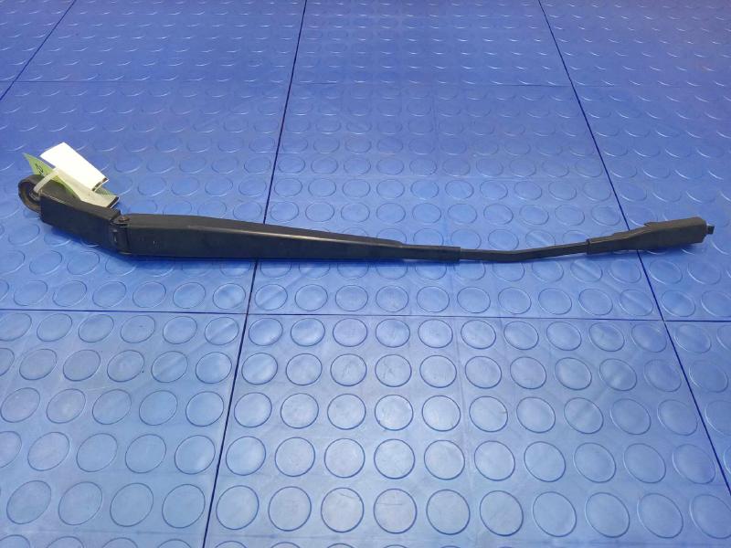 2015 Ford Taurus Wiper Arm