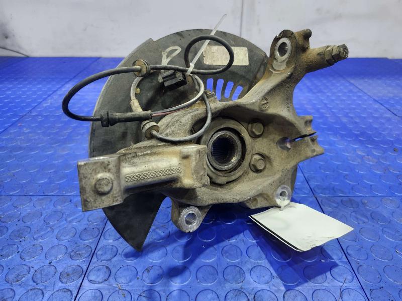 2013 Nissan Pathfinder Spindle Knuckle Front