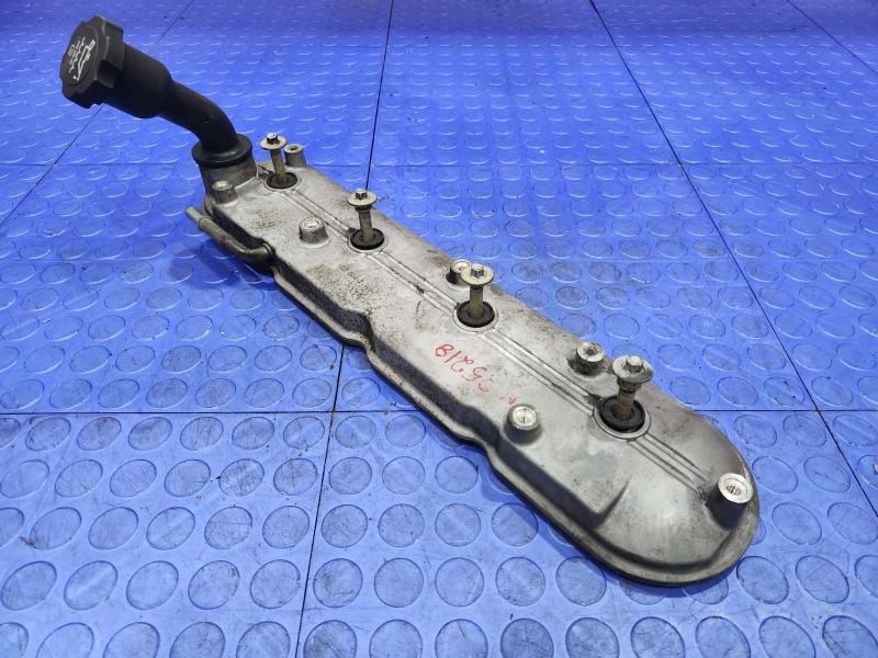 2010 Chevrolet Tahoe Valve Cover