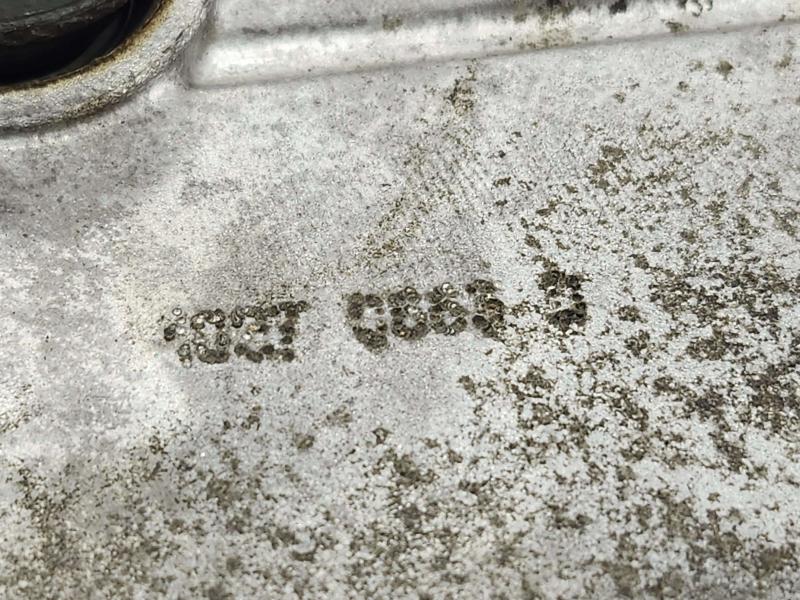 2010 Chevrolet Tahoe Valve Cover