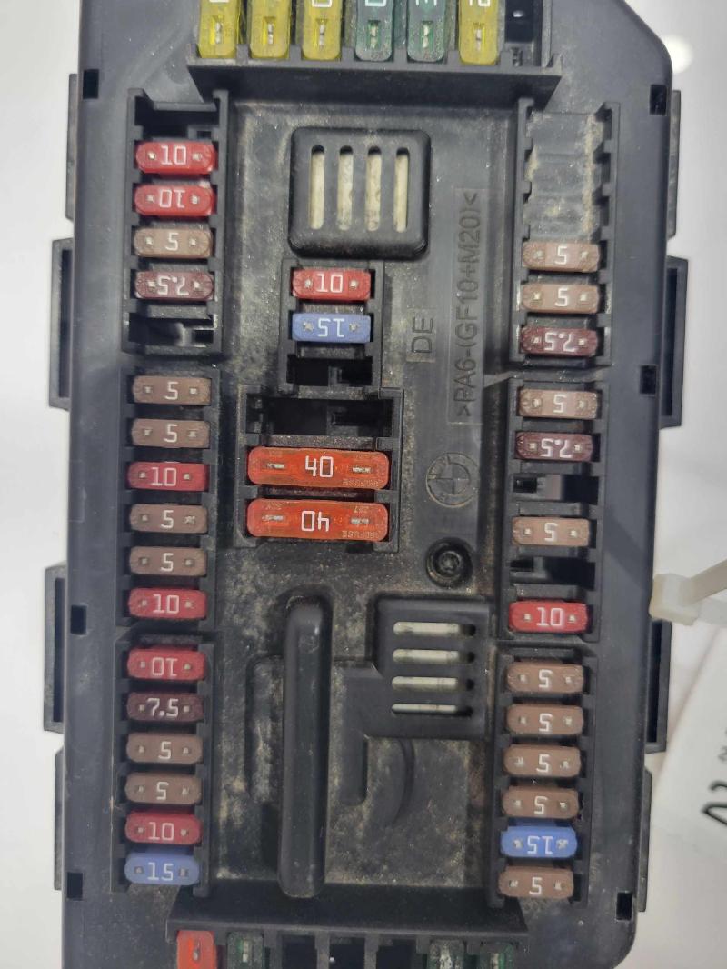 2012 BMW 328i Engine Fuse Box