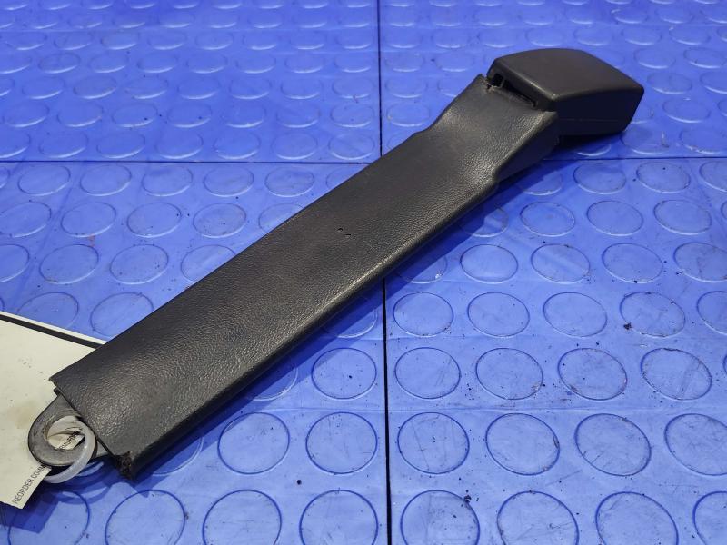 2006 Ford Mustang Front Seat Belt
